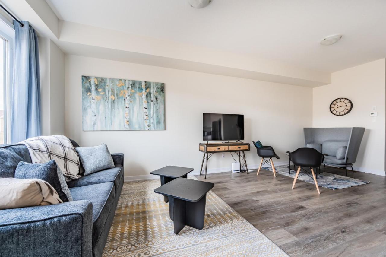 فيلا Luxury Townhouse Close To Fairview Casino In شلالات نياغارا المظهر الخارجي الصورة