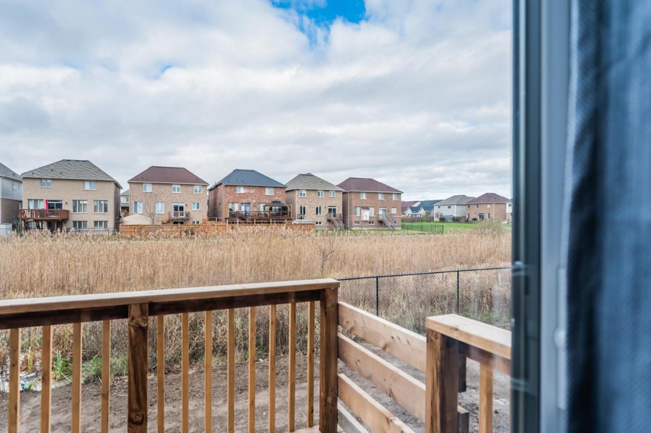 فيلا Luxury Townhouse Close To Fairview Casino In شلالات نياغارا المظهر الخارجي الصورة