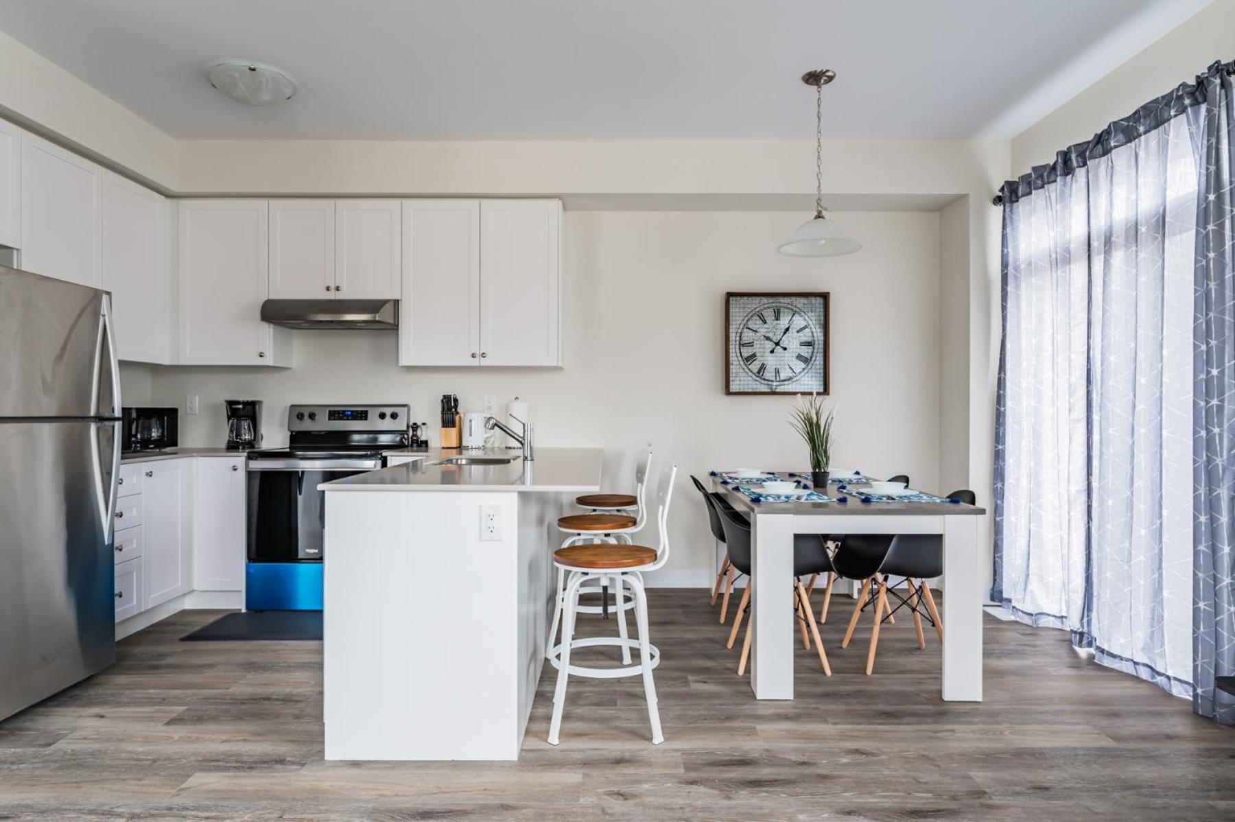 فيلا Luxury Townhouse Close To Fairview Casino In شلالات نياغارا المظهر الخارجي الصورة