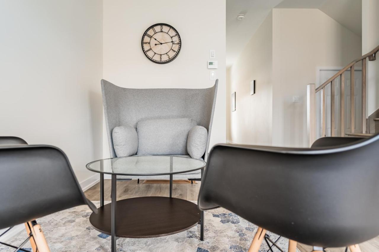 فيلا Luxury Townhouse Close To Fairview Casino In شلالات نياغارا المظهر الخارجي الصورة