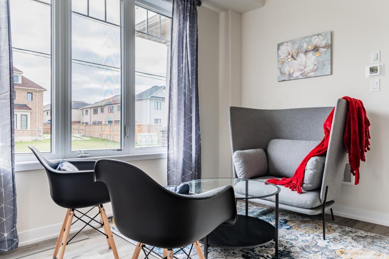 فيلا Luxury Townhouse Close To Fairview Casino In شلالات نياغارا المظهر الخارجي الصورة