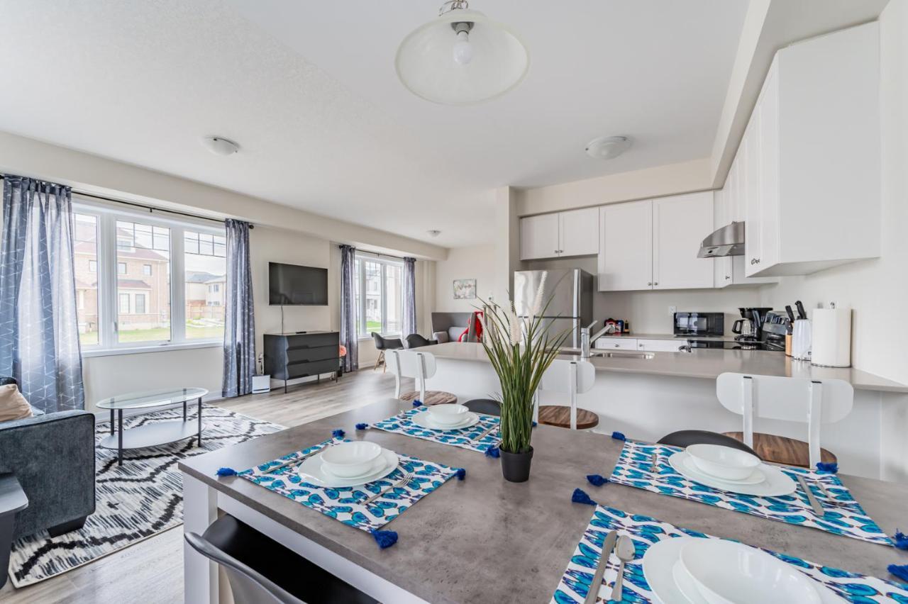 فيلا Luxury Townhouse Close To Fairview Casino In شلالات نياغارا المظهر الخارجي الصورة